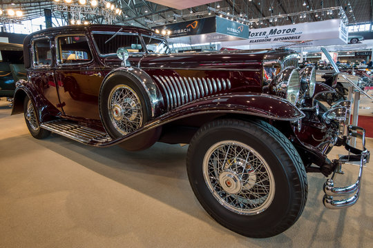 STUTTGART, GERMANY - MARCH 02, 2017: Full-size luxury car Duesenberg Model J La Grande, 1929. Europe's greatest classic car exhibition "RETRO CLASSICS"