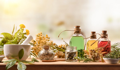 Composition of natural alternative medicine with capsules essence and plants