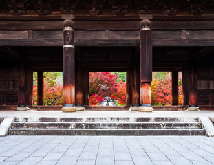 秋の京都　南禅寺　三門