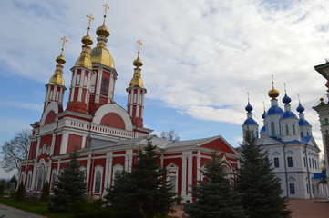 Fototapeta na wymiar Казанский монастырь в городе Тамбов