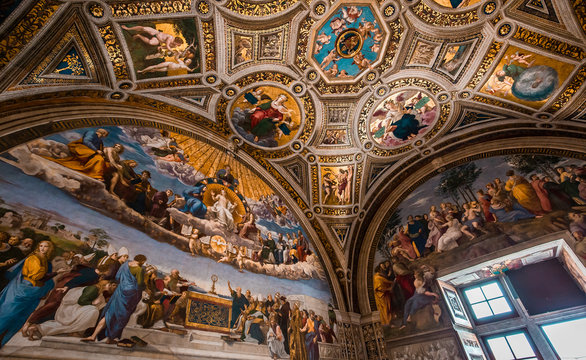 interiors of Raphael rooms, Vatican museum, Vatican