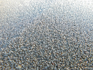 ciment avec joli givre en cristaux