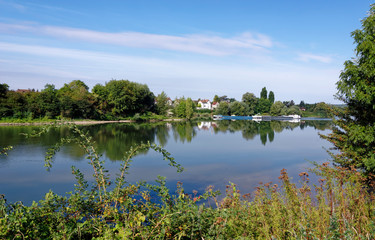Fototapeta na wymiar Barge on Seine river in the french Vexin regional nature park