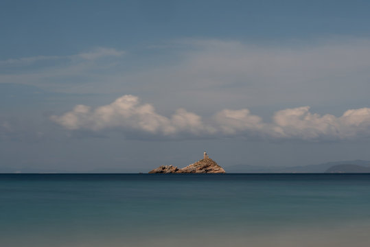 Mare all'isola d'Elba, faro.