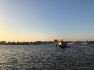 Obraz premium city piers nightlight and sunshine and sunset waterfront 