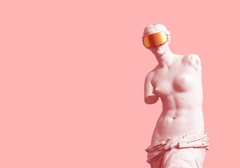 3D Model Aphrodite With Golden VR Glasses Over Pink Background. - 307950308