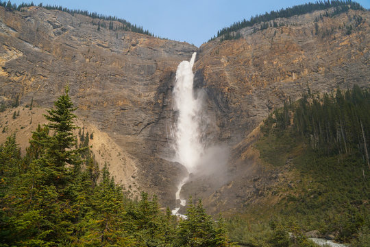 This picture shows the full 833 foot drop of Canada's second tallest waterfall, Takakkaw Falls in Yoho National Park
