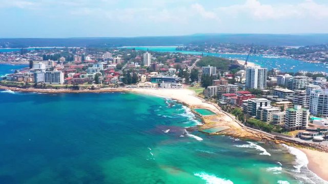Aerial view of Cronulla Beach in Sydney&rsquo;s south, Australia on a sunny day 