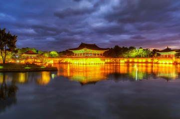 Naklejka premium Anapji sunset at Donggung Palace and Wolji Pond in gyeongju national park, South Korea