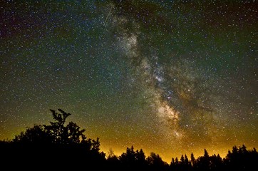 A clear Milky Way galaxy over a Vermont sky.