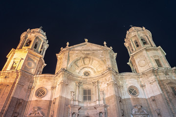 Fototapeta na wymiar Wonderful cathedral of neoclassical style of ancient city of Cadiz