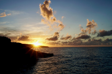 Obraz premium 島の夕焼け