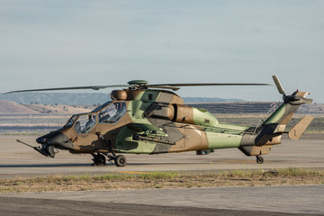 helicoptero de combate
