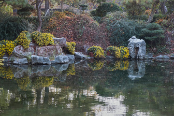 Naklejka premium quiet pond in Chinese garden