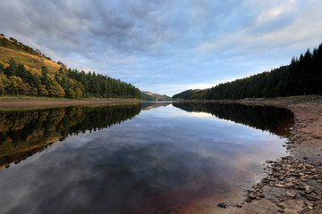 Fototapeta na wymiar Autumn; Derwent reservoir; Derbyshire; Peak District National Park; England; UK