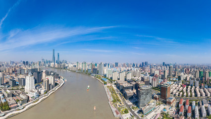 Fototapeta na wymiar A panoramic view of the city along the huangpu river in Shanghai, China