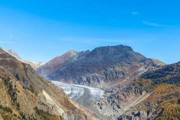 Autumn view of Aletsch glacier and Eggishorn - 308034589