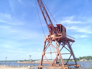 Fototapeta na wymiar crane in the port