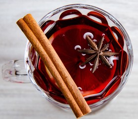 The mulled wine glintwine served in glasses for christmas table
