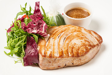 tuna steak with fresh salad