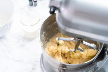 Baking cake