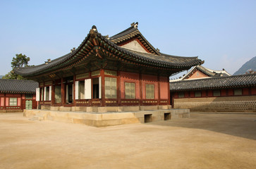 Traditional Korean architecture at Gyeongbokgung Palace in Seoul, South Korea