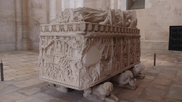 omb of King Pedro gothic Roman Catholic Alcoba&ccedil;a Monastery World Heritage Site