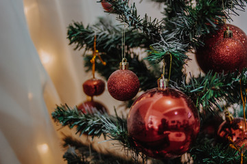 Arbol de navidad con esferas