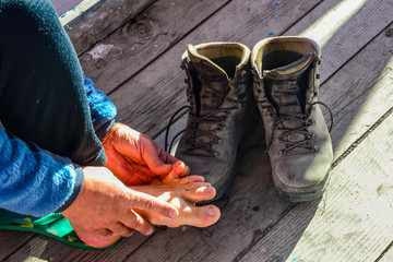 foot problems on a mountain hike