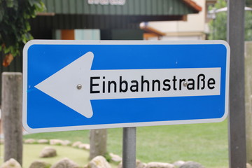 einbahnstraßenschild
