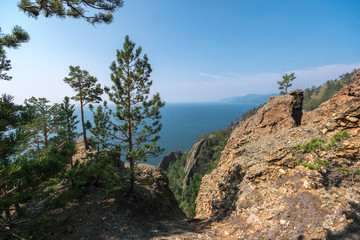 Fototapeta na wymiar View from the top of the mountain to Lake Baikal