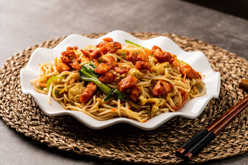 Chow mein noodles dish