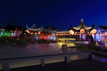 Fototapeta na wymiar lanterns in Chinese ancient architecture