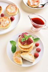 Cottage cheese pancakes with fresh raspberries
