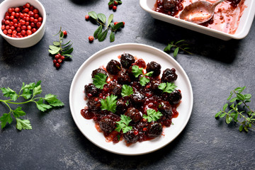 Meatballs with cranberry sauce