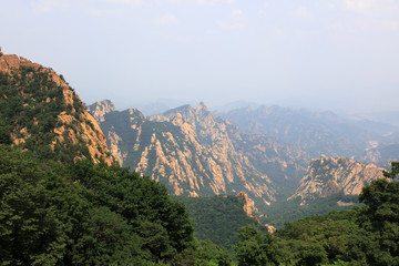 Fototapeta na wymiar Mountain Natural Scenery, Zushan, China