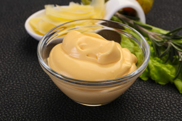 Cheese sauce in the bowl