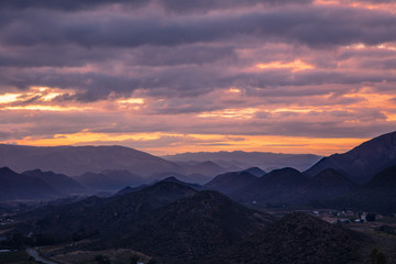 Obraz na płótnie Canvas Sunrise over the valley and mountains near Montagu in South Africa