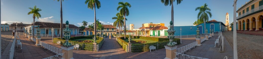 Fototapeta na wymiar Trinidad Plaza Mayor Cuba Panorama