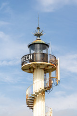 Fototapeta na wymiar La lanterne du phare d'Alprech