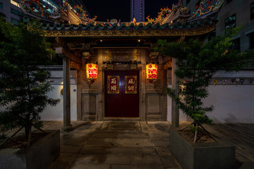 Facade of Yueh Hai Ching Temple at night