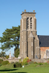 Le clocher de l'église d'Alincthun