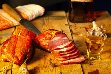 sliced smoked pork ham and garlic