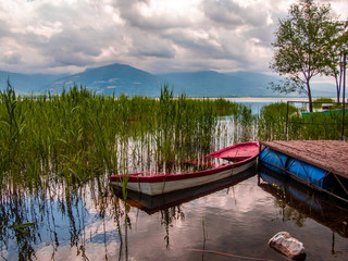 a photo frame from lake sapanca