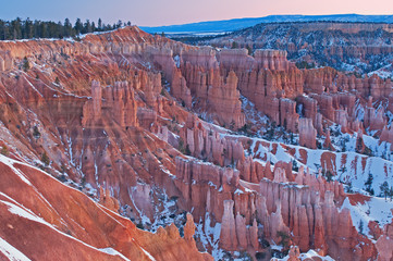 Winter landscape at dawn of the hoodoos of Bryce Canyon National Park, Utah