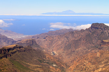 Canyon and Tenerife view from Roque Nublo