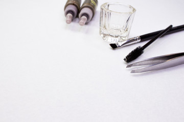 Henna for coloring eyebrows and eyelashes. Painting with henna.