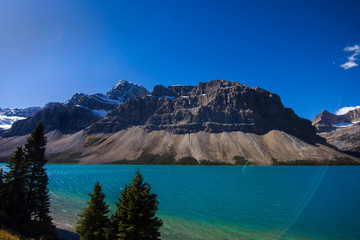 Fototapeta na wymiar Blue glacial lake in Banff National Park in Canada