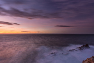 Obraz premium Colorful autumn sunset on the Cantabrian coast!