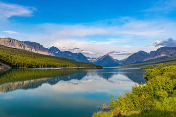 Obraz na płótnie Canvas Lake Sherburne Glacier National Park